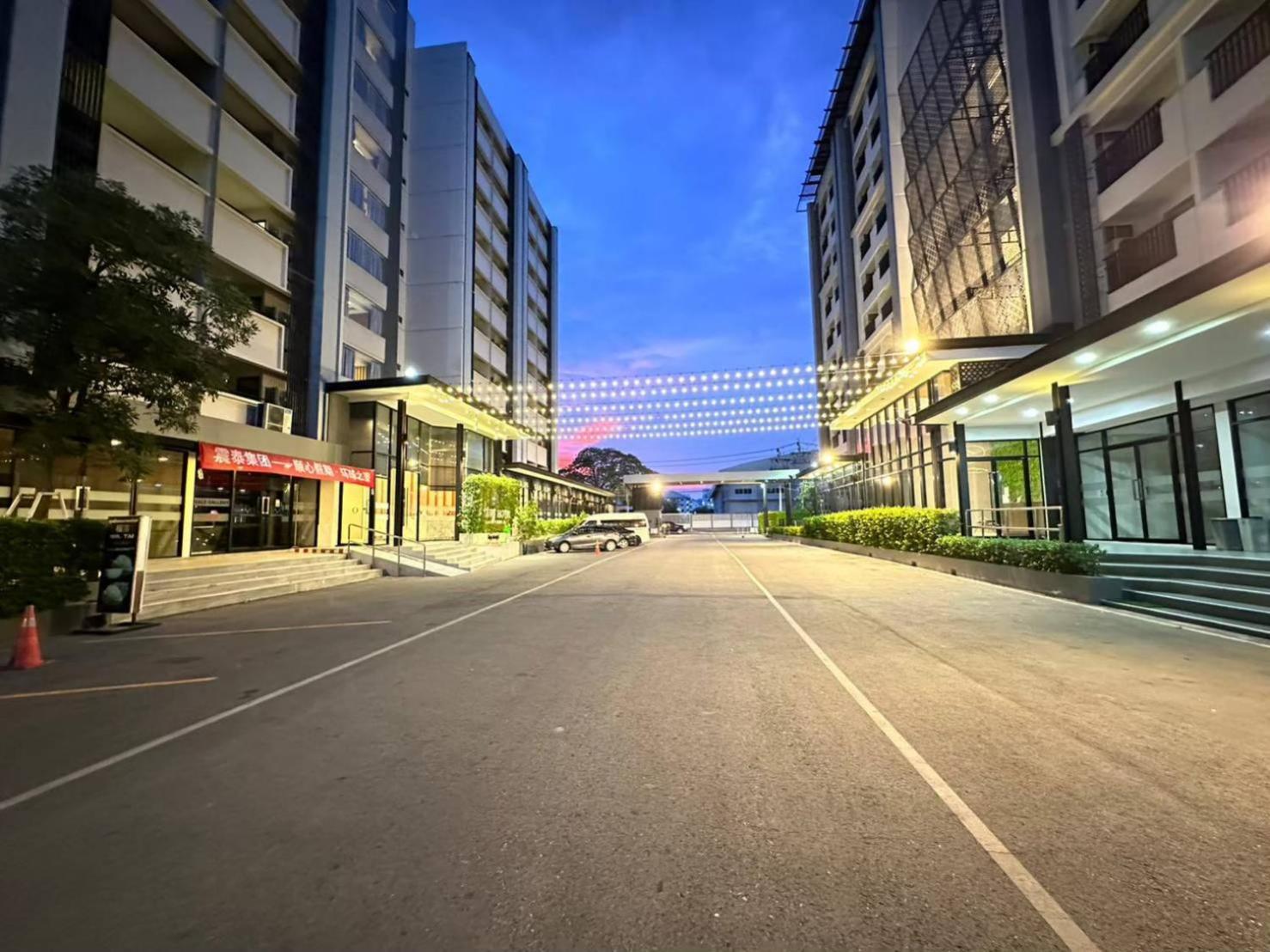 Bang Phli O2 Luxury Hotel מראה חיצוני תמונה